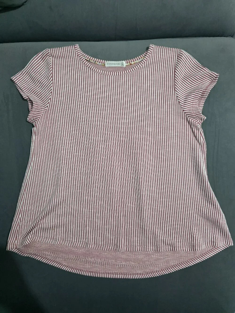Retrology Striped Blouse Petite Medium – Flowy Fit - Picture 2 of 4